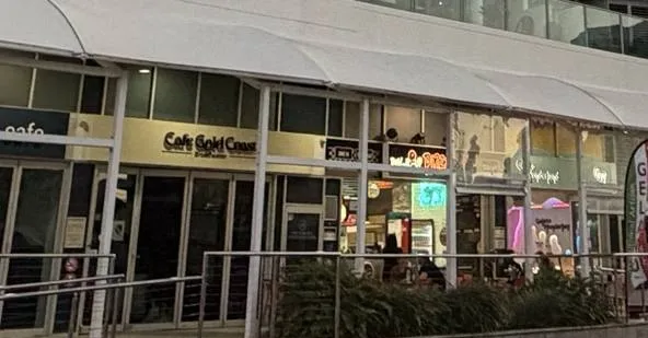 Café Gold Coast shopfront